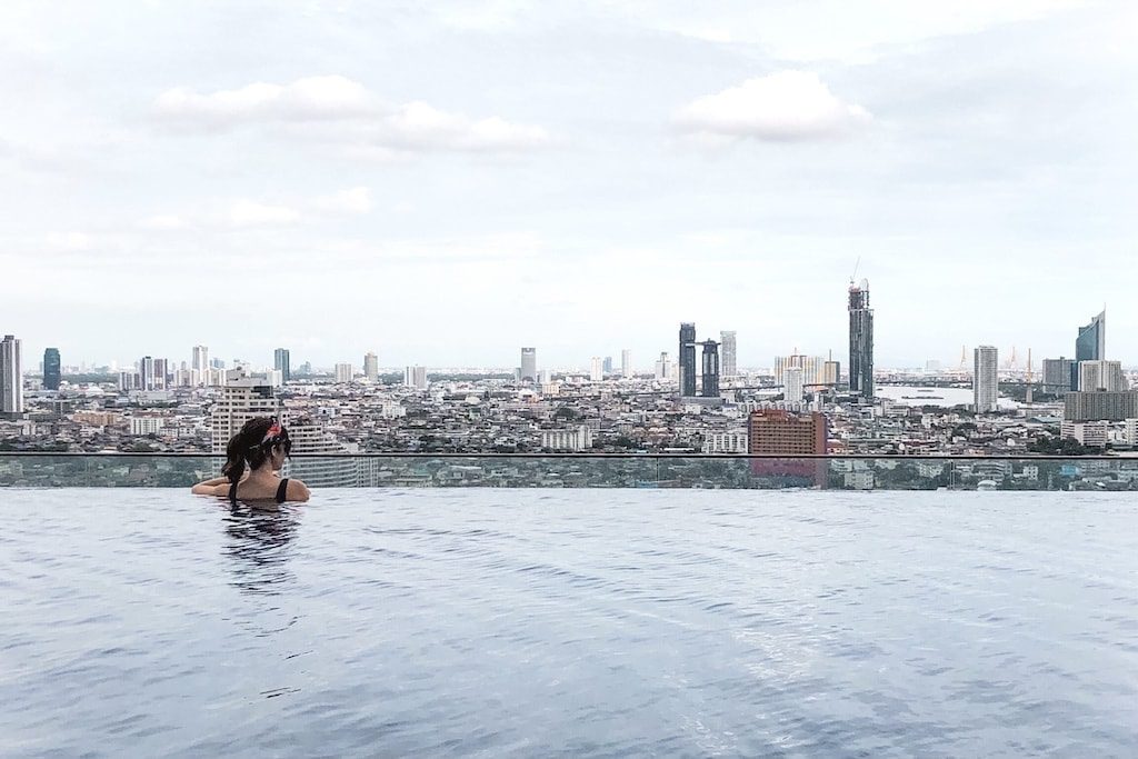 Bangkok Itinerary: AVANI rooftop pool