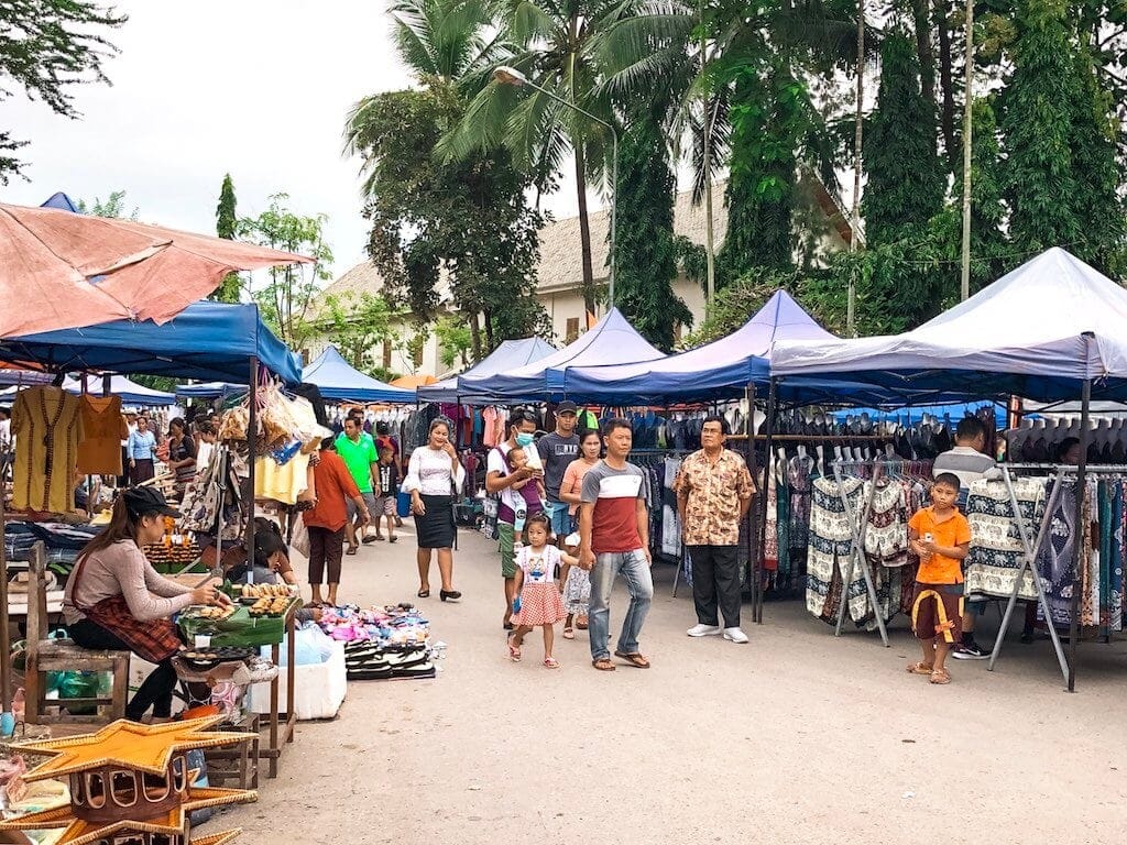 things to do luang prabang morning market