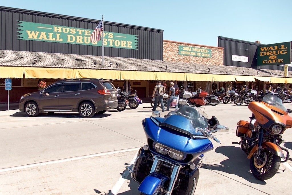 Wall Drug shopping center and cafeteria